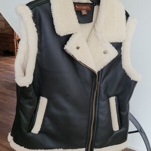 Womens Koolaburra VEST